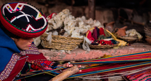 Weavers in Chinchero