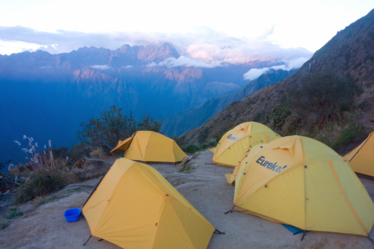 where do you sleep in the inca trail