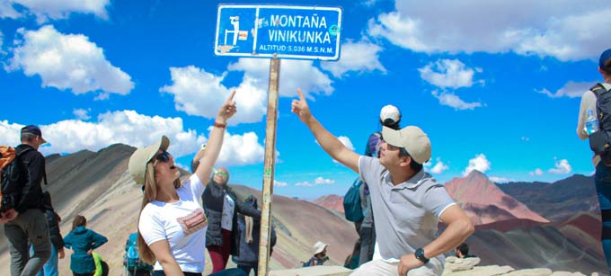 Rainbow Mountain and Machu Picchu tour