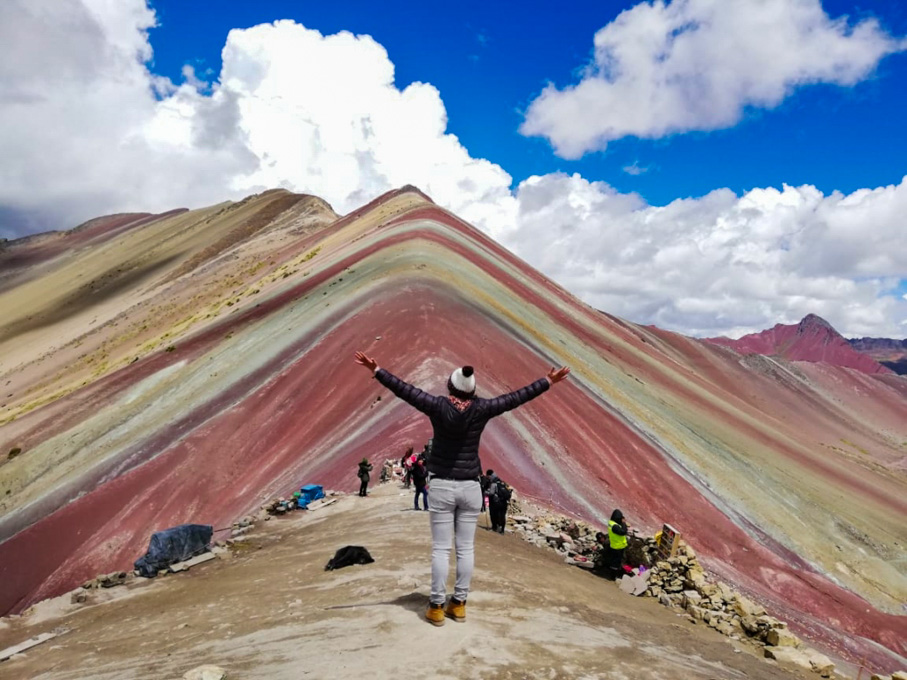 montaña arcoiris Peru